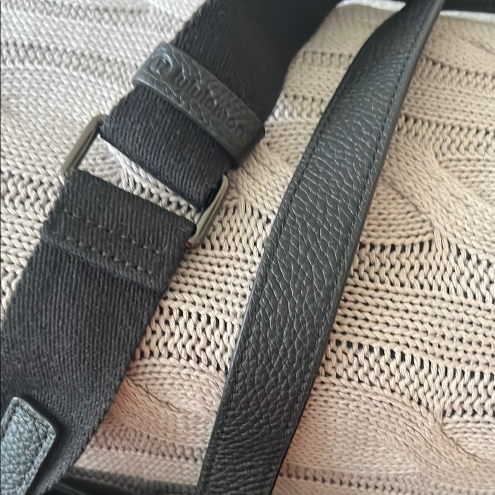 Lululemon Athletica Black Crossbody Bag Minimalist Design - Picture 4 of 14